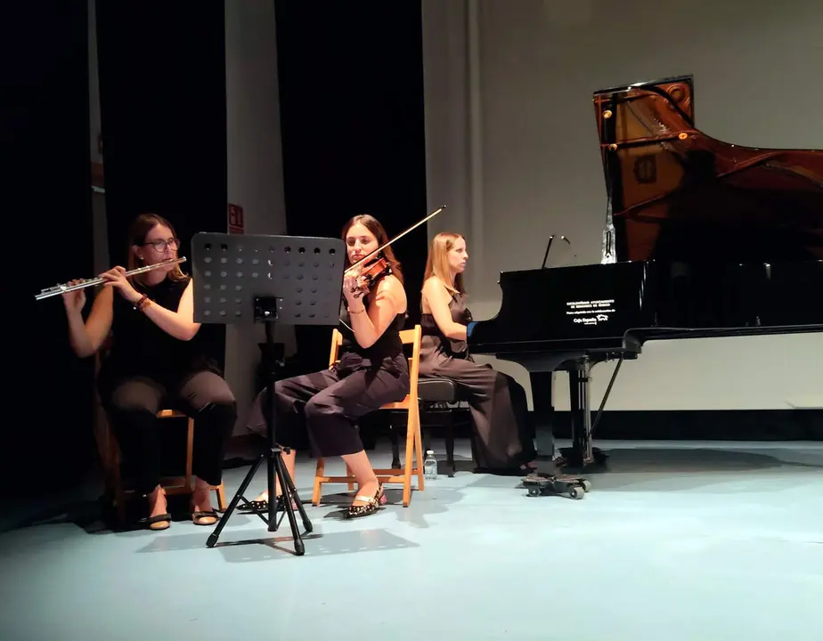 El-Grupo-Scherztrio-en-la-clausura-del-ciclo-cultural-de-Benavides-de-&Ouml;rbigo