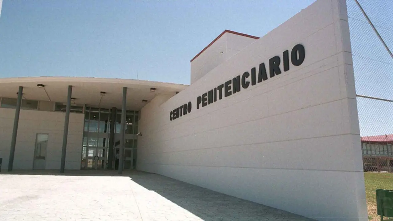 Imagen del centro penitenciario de Villahierro, en León.