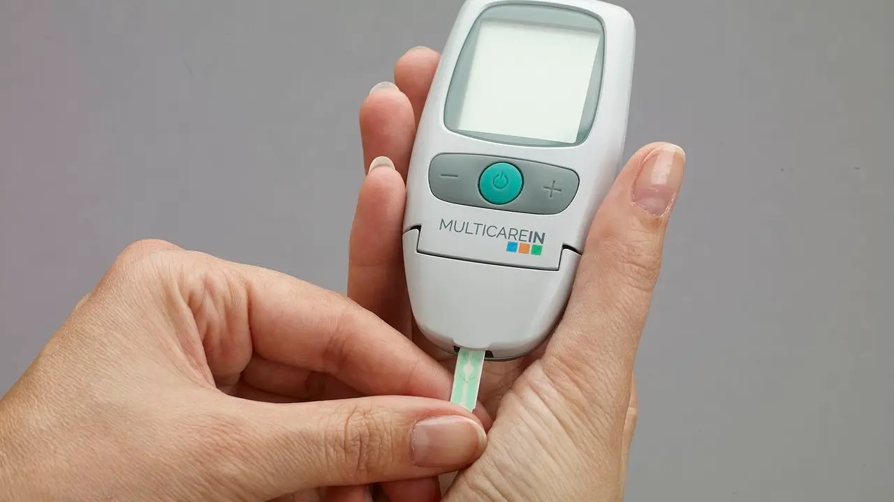Las farmacias leonesas ofrecen test para detectar el riesgo de padecer diabetes.