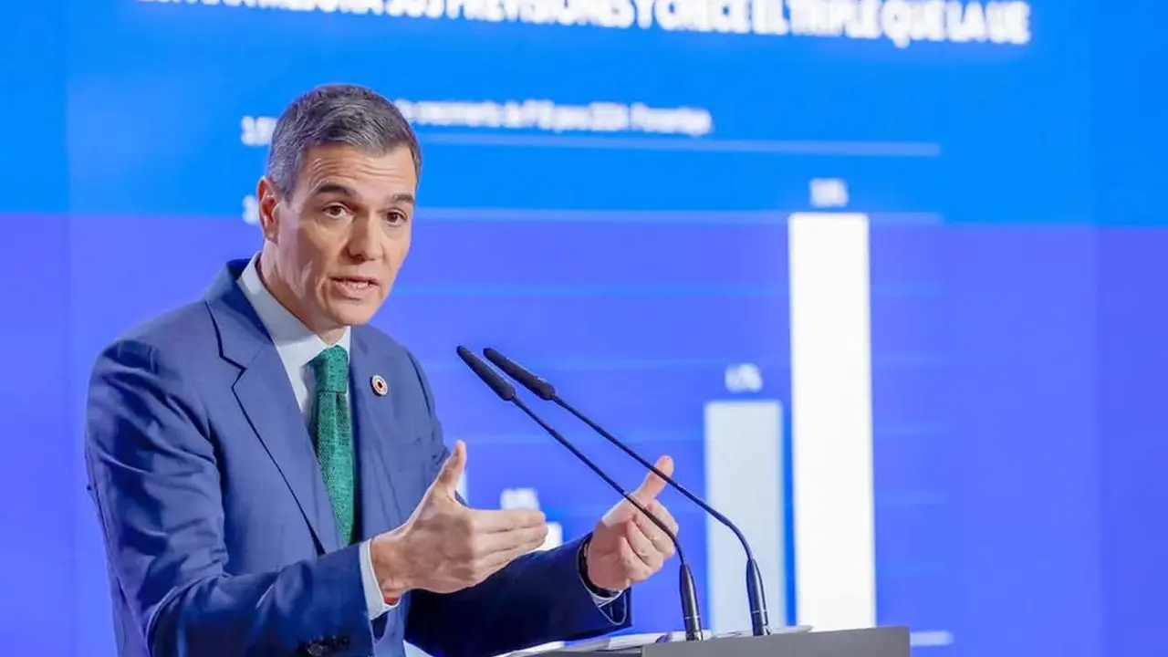 Pedro Sánchez ha comparecido este lunes tras el último Consejo de Ministros para hacer balance de la legislatura y repasar, como es habitual, el nivel de cumplimiento de los compromisos del Ejecutivo.