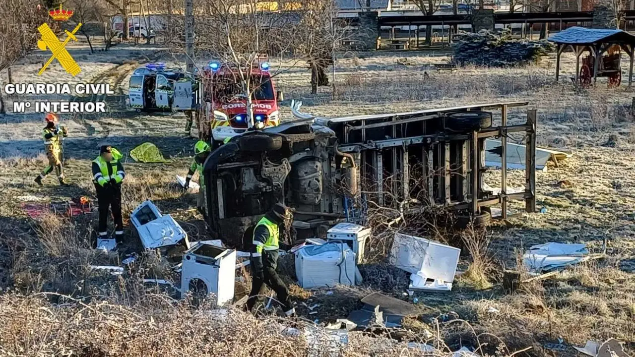 Imagen del accidente mortal en la localidad de Toreno.