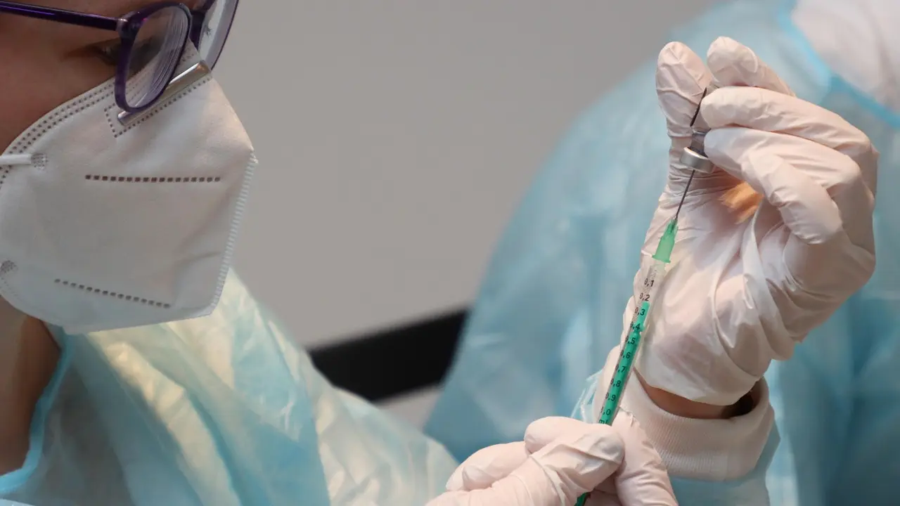 Caen las hospitalizaciones de las personas mayores con la bajada de las infecciones respiratorias pero aumentan las urgencias pediátricas.