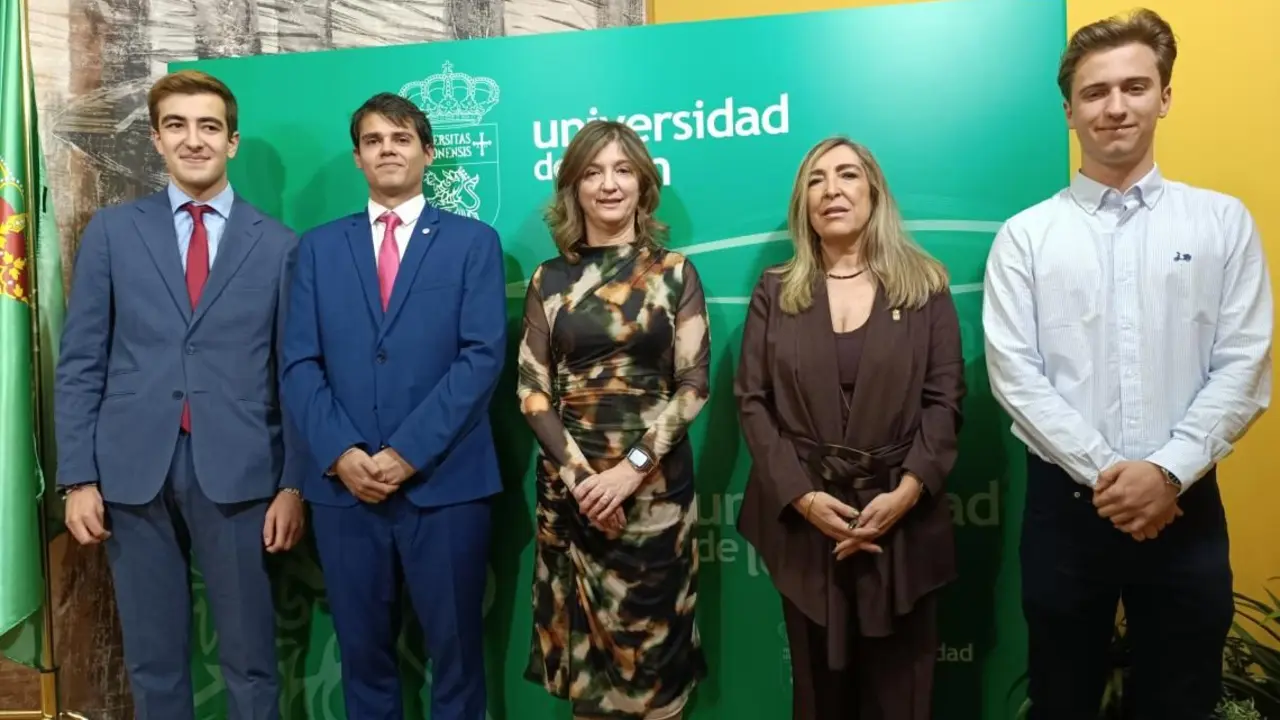 El egresado en Ingeniería Aeroespacial y estudiante del máster en Ingeniería Aeronáutica, Gonzalo Rivera Cueva, es el nuevo presidente de la Junta de Estudiantes de la Universidad de León.