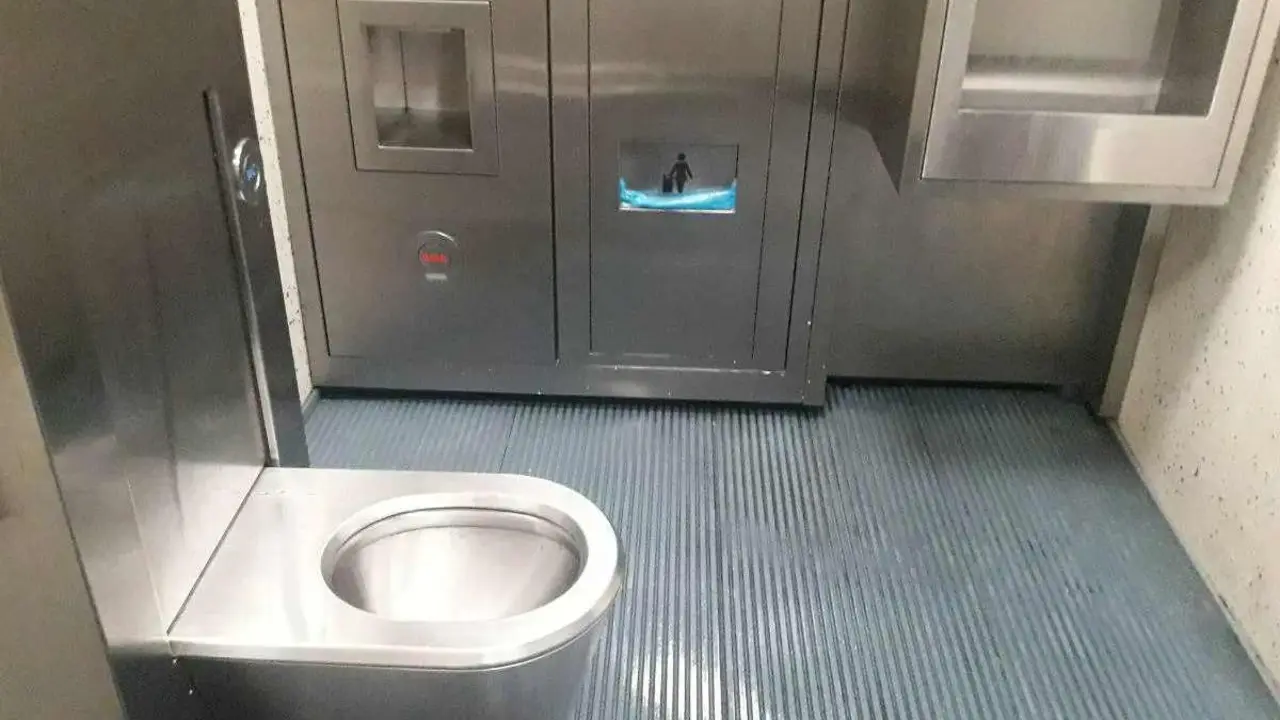 Una inversión de 400.000 euros permitirá contar con seis baños públicos autolimpiables.