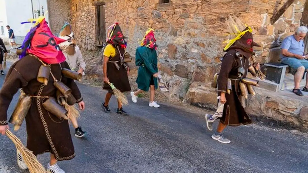 Mascarada de los Campaneiros. Imagen de archivo. Foto: Miriam Chacón.
