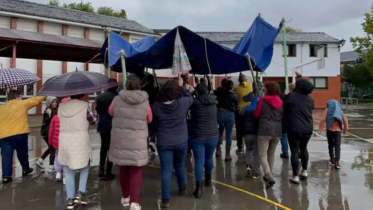 Protestas del AMPA del CRA de Columbrianos.