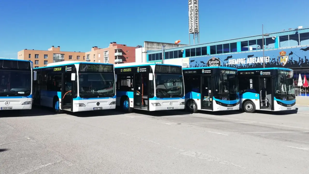 El Servicio Municipal de Transporte urbano diseñado por Olegario Ramón y el Partido Socialista "incumplía" las normas de tráfico y resulta inviable regresar a él.