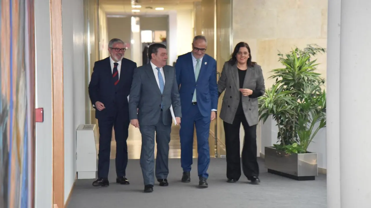 Reunión con el Consejo Comarcal del Bierzo.
