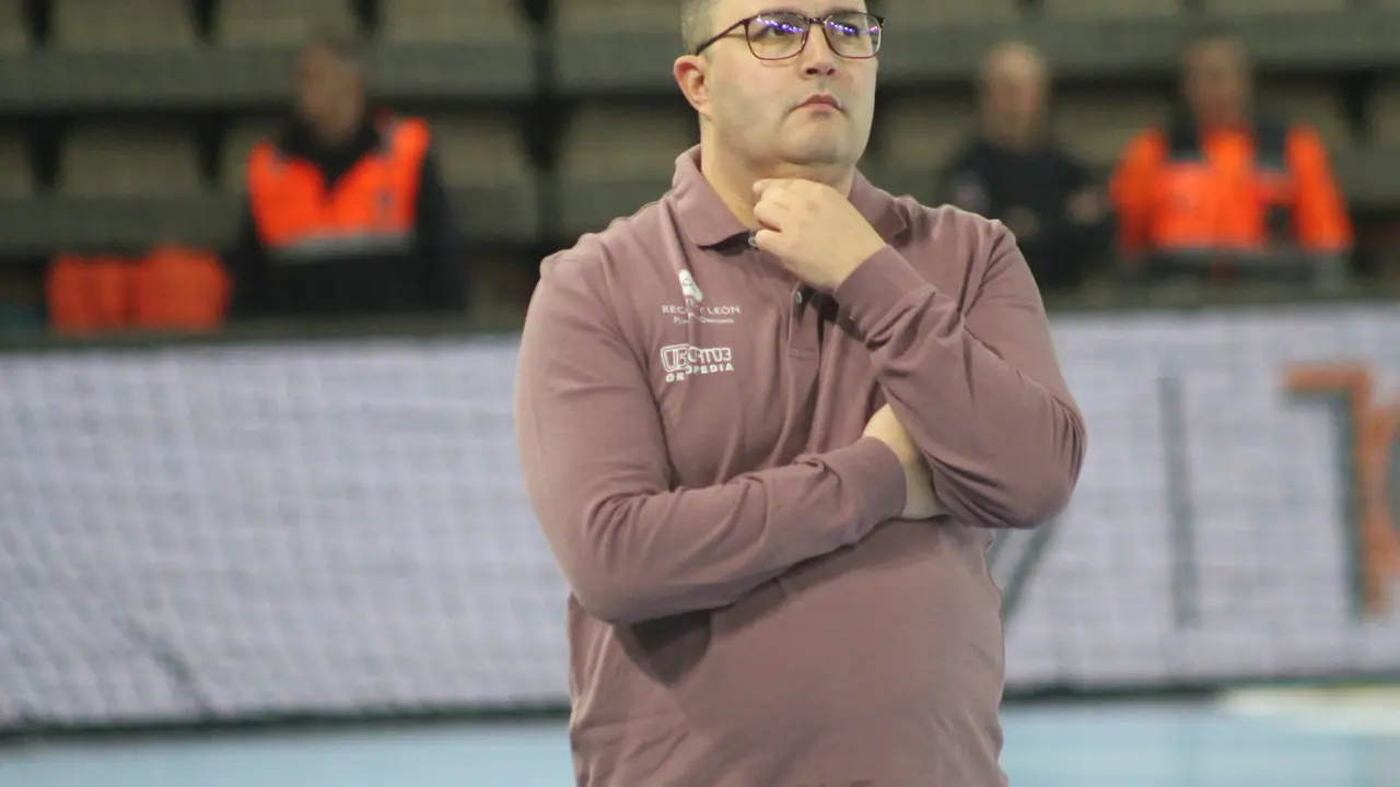 Dani Gordo, durante un entrenamiento del Abanca Ademar.