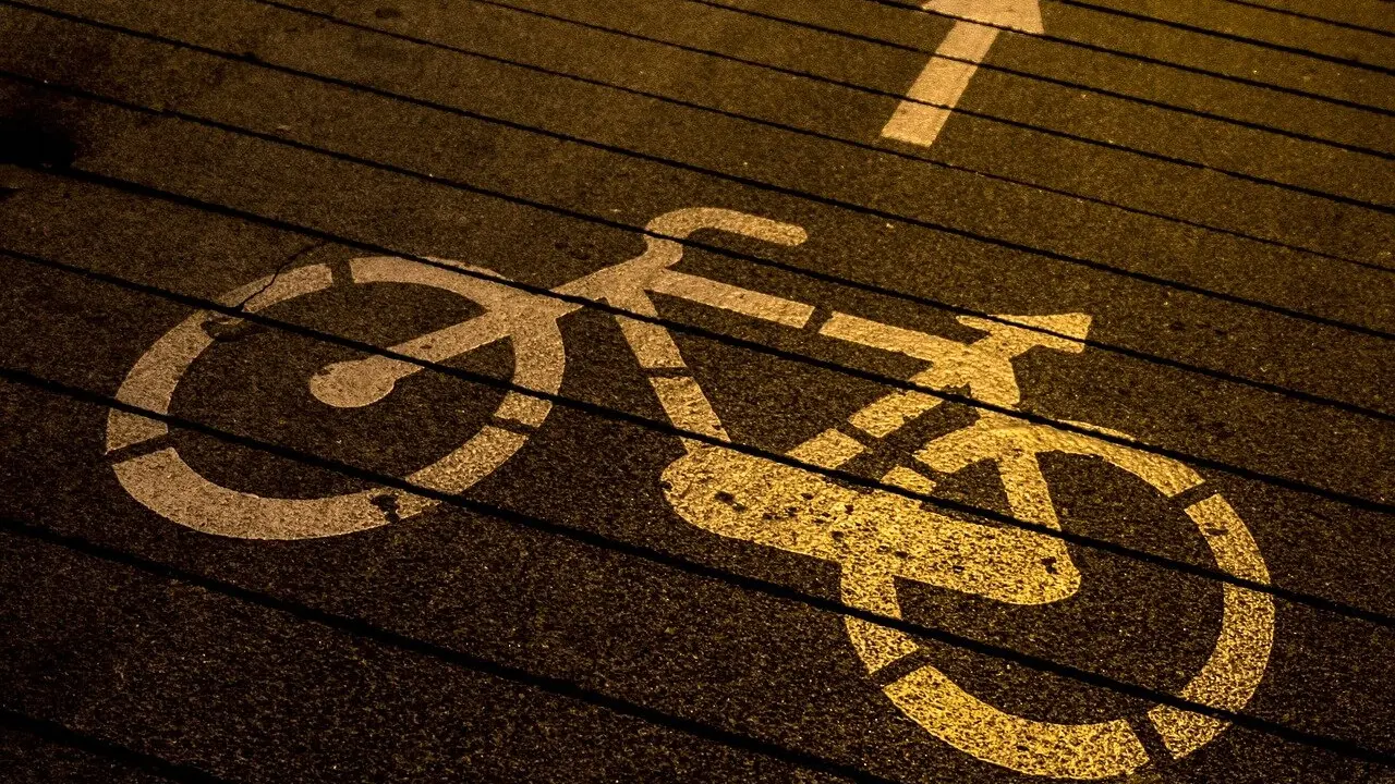 Imagen de un carril bici. Su ampliación afectará a la zona sur de la ciudad.