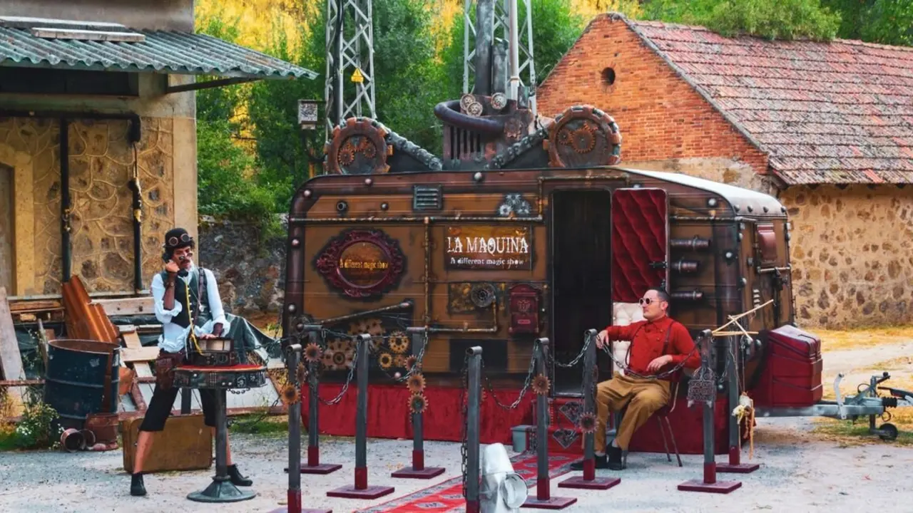 ‘Caravana La Máquina’ de Héctor Sansegundo.