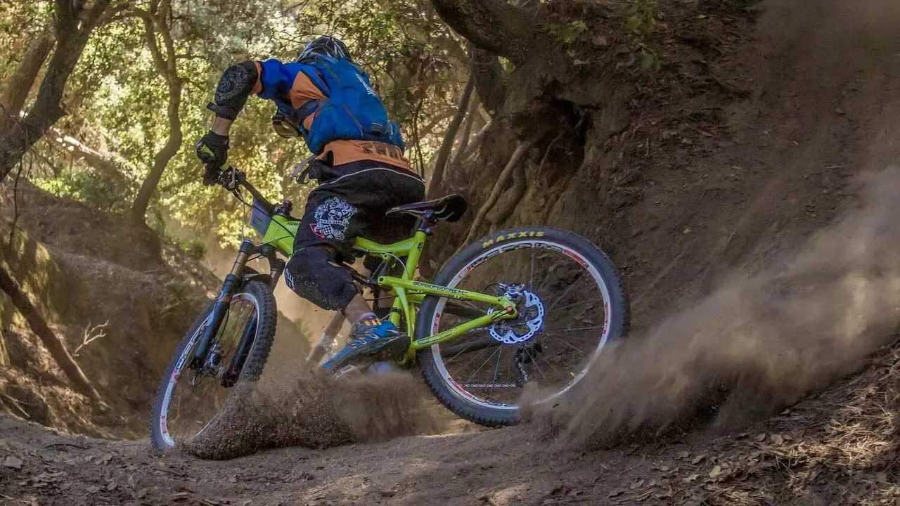 La Junta presenta Zona Alfa León como destino de turismo de bicicleta en la feria más importante de los Países Bajos: Fiets en Wandelbeurs.