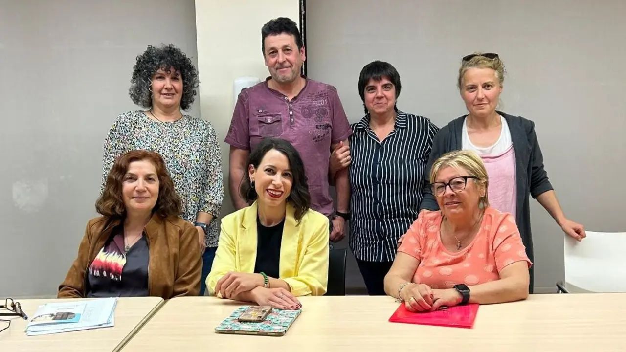 Miembros de la Asociación leonesa para la Prevención y Ayuda de los Trastornos del Comportamiento Alimentario. Foto: página de Facebook de APATCA.