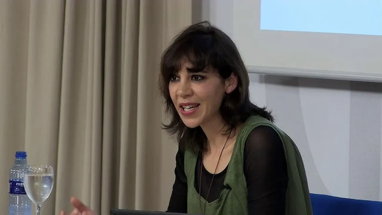 Paloma Hernández imparte en León la conferencia ‘Del cardenal Cisneros a la España de nuestros días’.