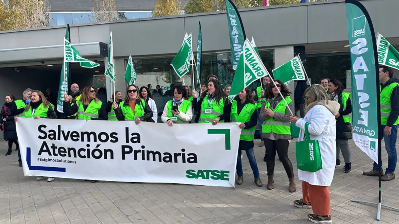 Satse reclama mejoras para los enfermeros a la gerente de Atención Primaria de León.