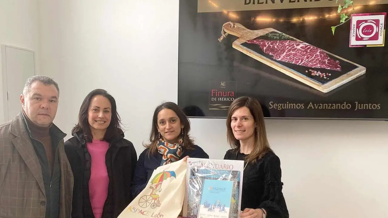 Finura de Ibérico, la marca de cerdo ibérico de referencia, y Embutidos Rodríguez, marca de productos porcinos de capa blanca, de las instalaciones del Grupo Vall Companys en la provincia de León, han firmado un convenio de colaboración con Aspace León.