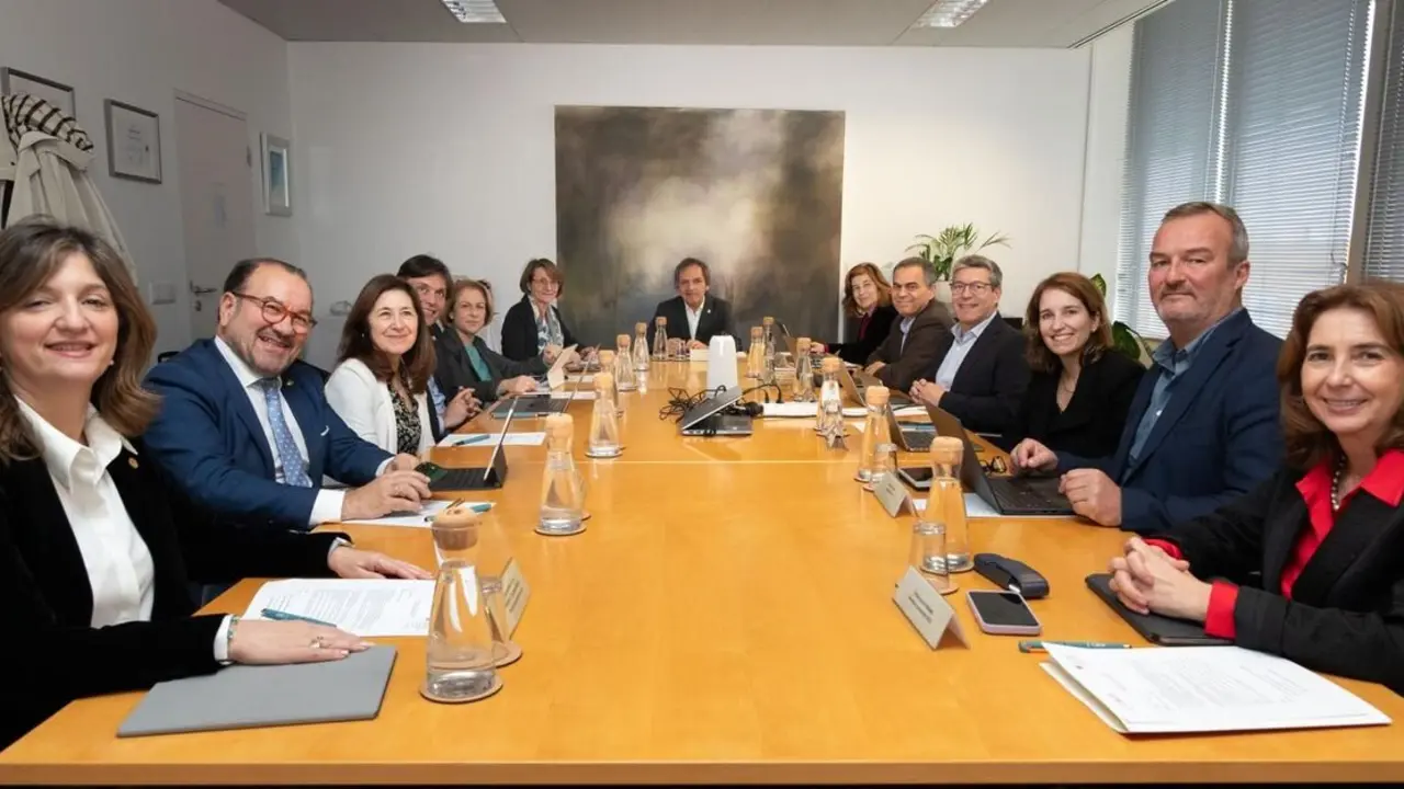 La Conferencia de Rectores y Rectoras de las Universidades Españolas (CRUE) y el Consejo de Rectores de las Universidades Portuguesas en el encuentro bilateral celebrado en Aveiro