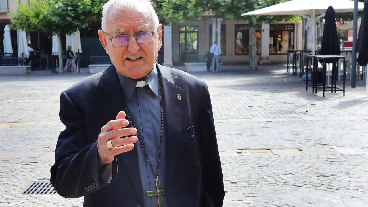 Fallece Nicolás Castellanos, el obispo leonés que amaba a los pobres.