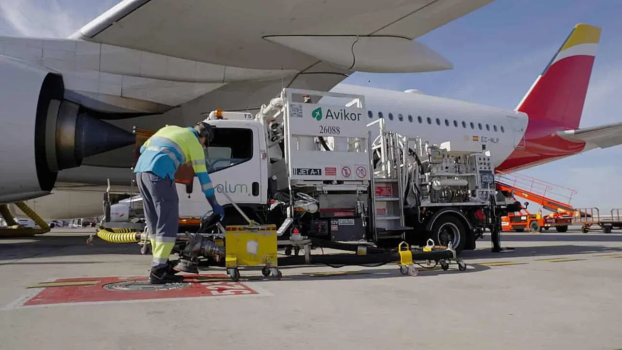 El proyecto de RIC Energy, Compostilla Green, ubicado en el Polígono Industrial de El Bayo, en Cubillos del Sil (León), para la producción de eSAF, ha sido el único seleccionado para la producción de combustible sostenible para aviación de esta convocatoria.
