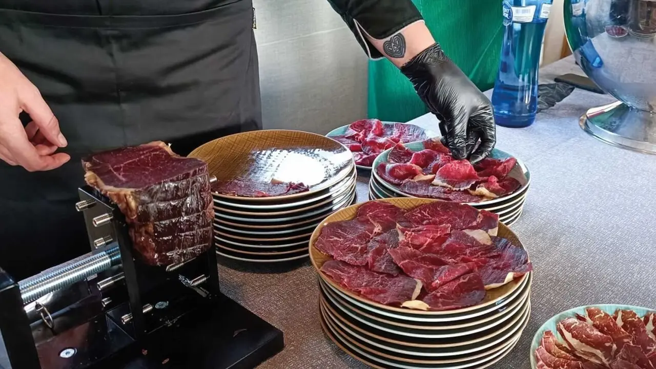 'Cecina de León' cierra 2024 con una producción de 100.000 piezas y con la vista puesta en Japón y Canadá.
