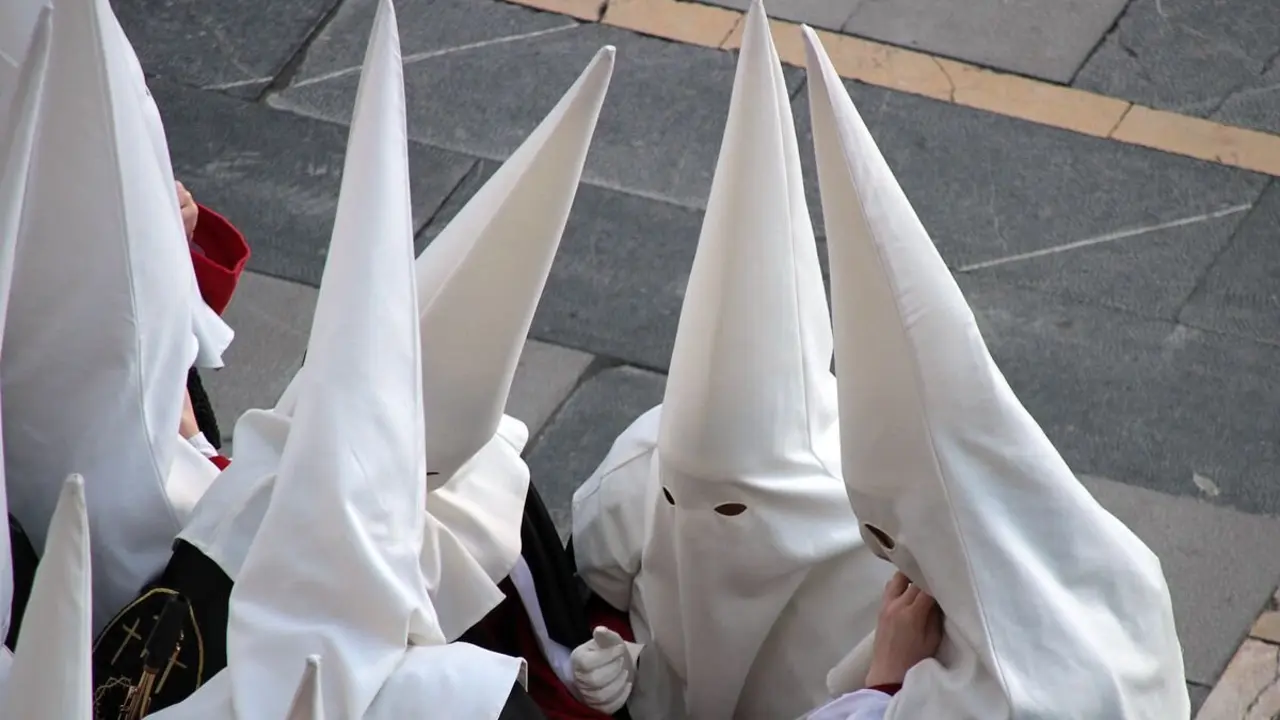 La Semana Santa de León recibe una aportación de 25.000 euros por parte del Ayuntamiento.