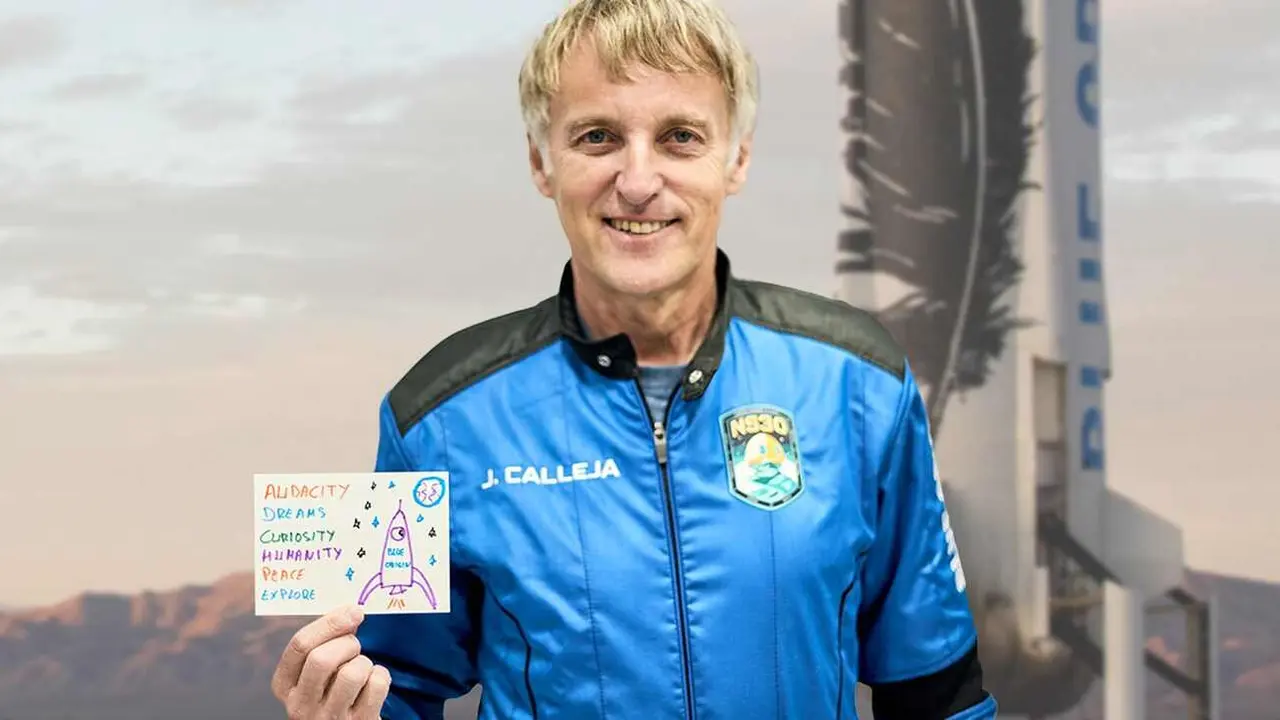 El leonés Jesús Calleja, en la foto oficial para la misión.
