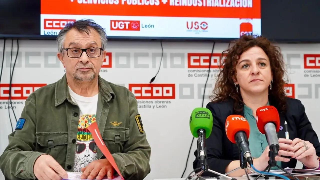 UGT y CCOO llaman a una concentración este martes para reclamar la jornada de 37,5 horas.