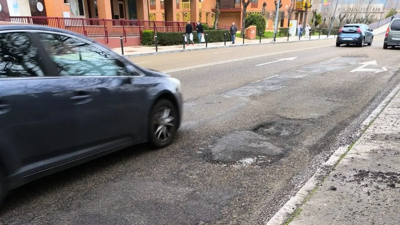 UPL solicita al equipo de gobierno del PSOE una actuación inmediata en la calle Riosol.