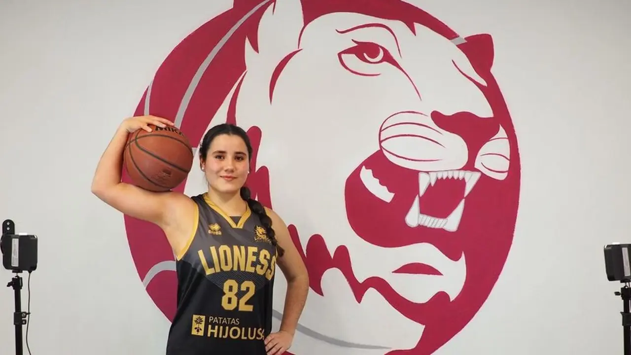 Ángela Barrioluengo, jugadora y entrenadora de baloncesto.