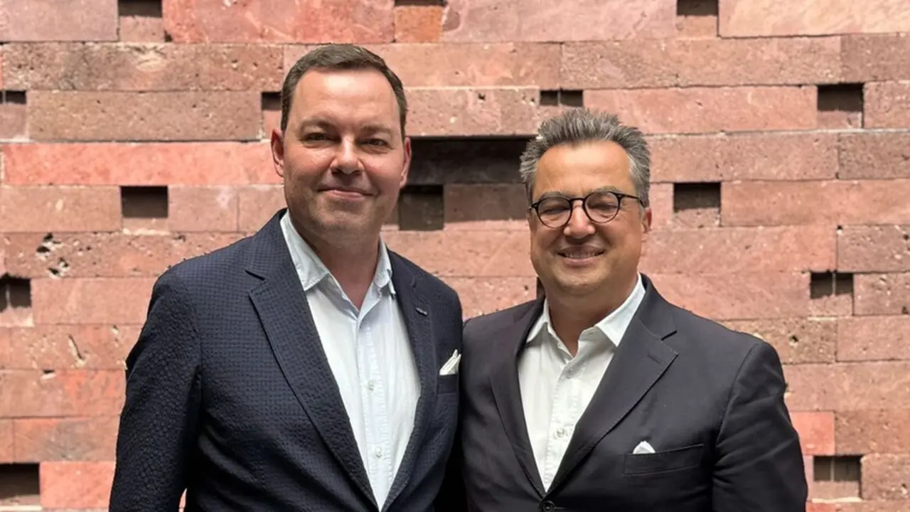 El director general de Fundos, José María Viejo, junto al austriaco Lucas Tinzl, nuevo presidente de Pignus.