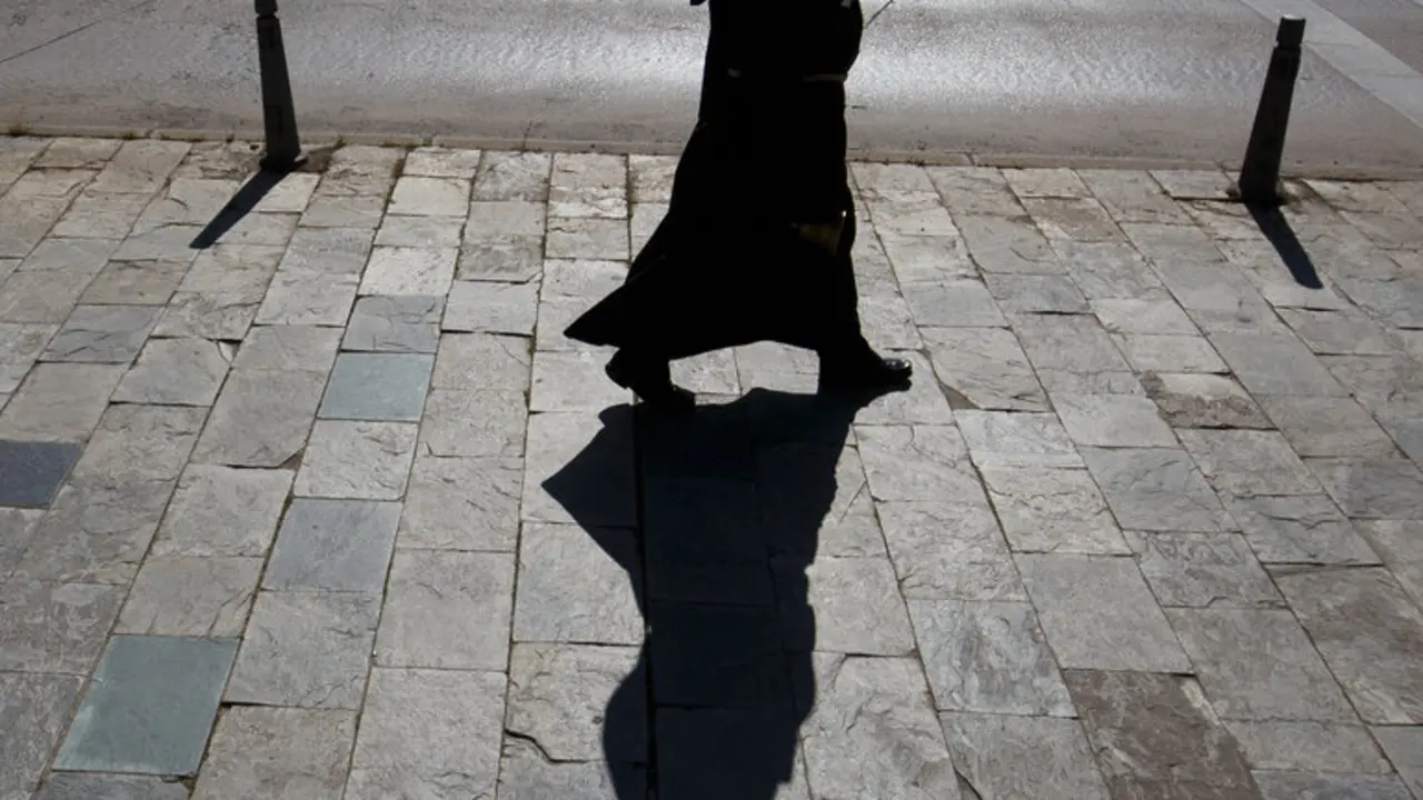 Salida del Nazareno Lambri&oacute;n Chupacandiles de la Semana Santa de Ponferrada.