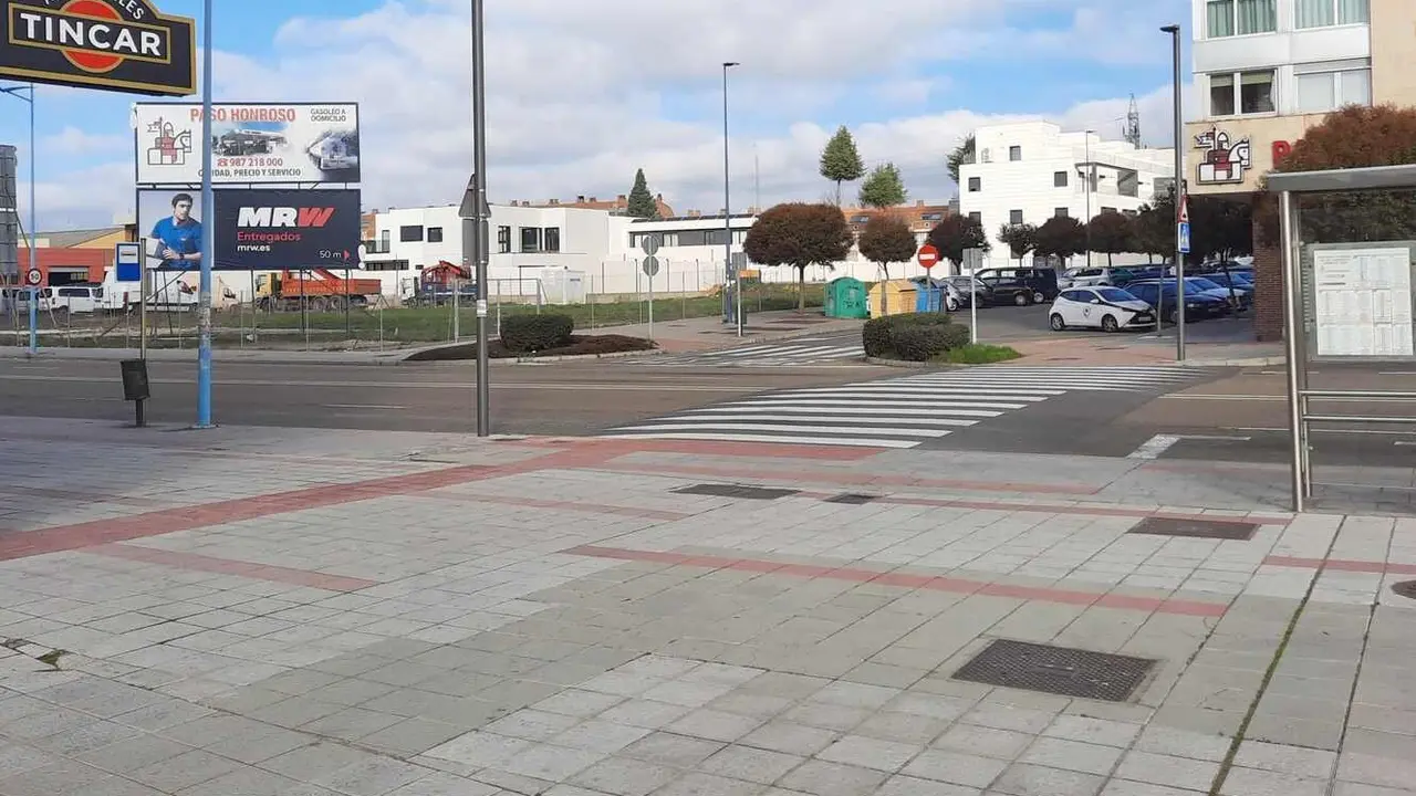 Imagen de la zona en la que fueron cortados los bolardos.