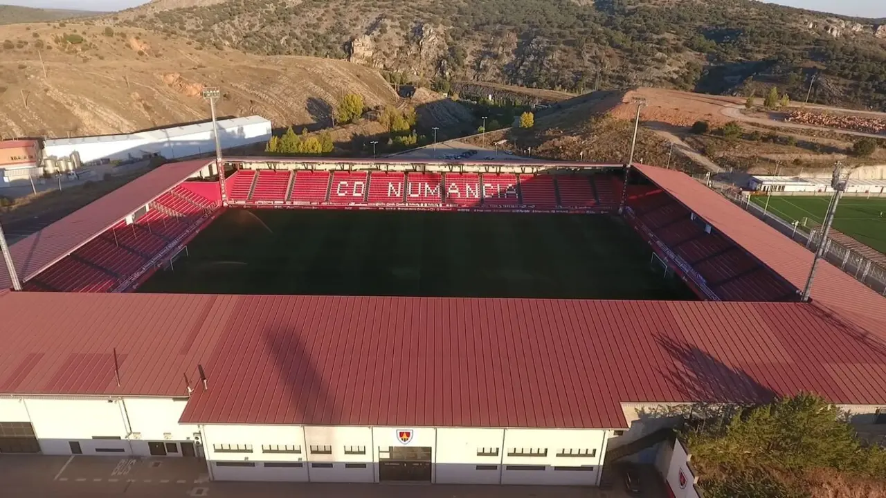 El estadio del CD Numancia, Los Pajaritos.