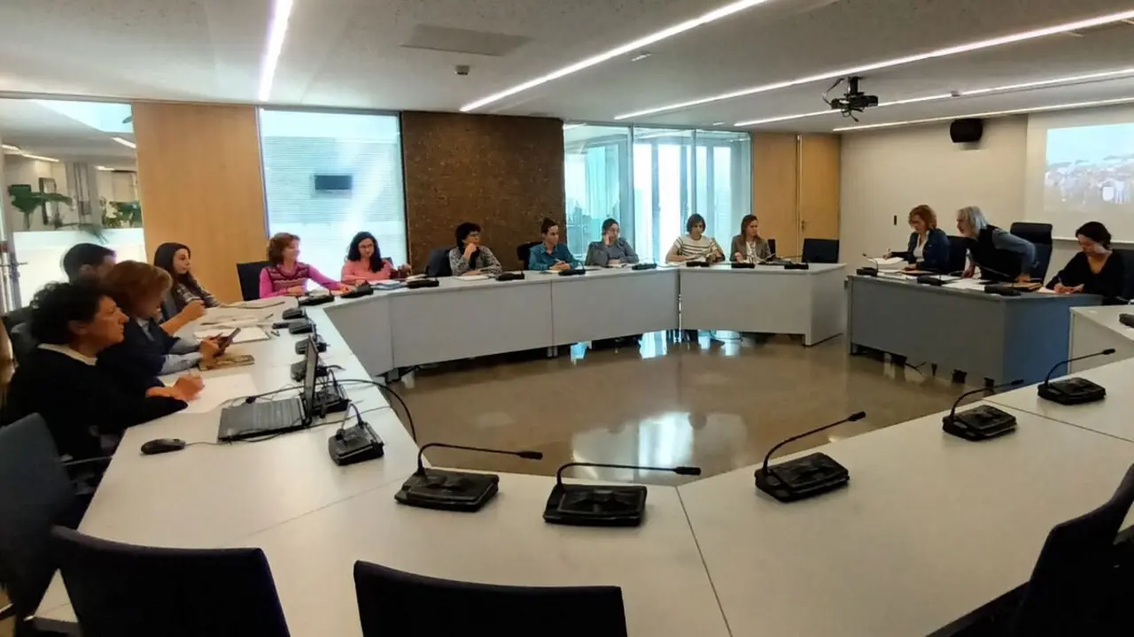 La salud en los niños y en los mayores, prioridades de la estrategia de salud.
