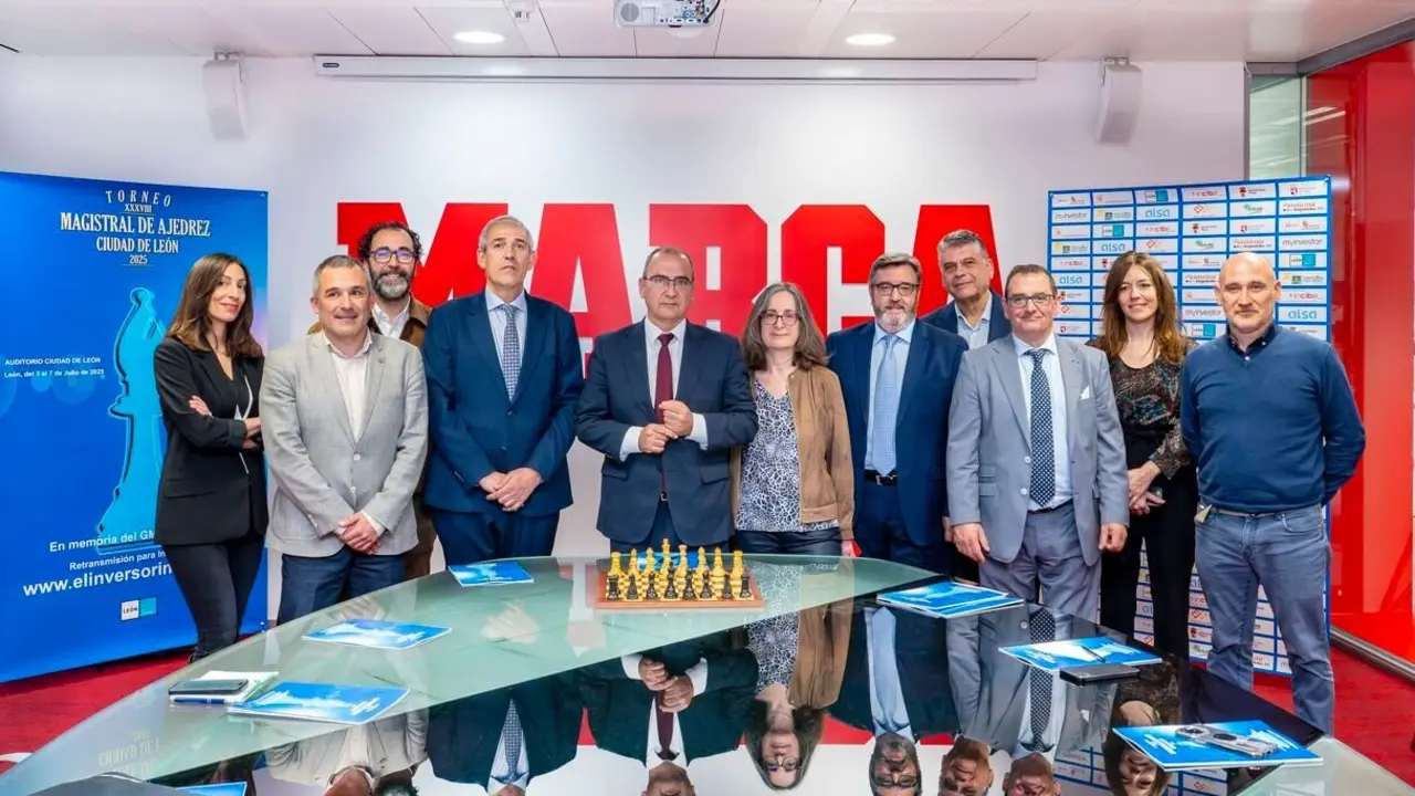 Presentación del XXXVIII Torneo Magistral de Ajedrez en la sede del diario Deportivo Marca.