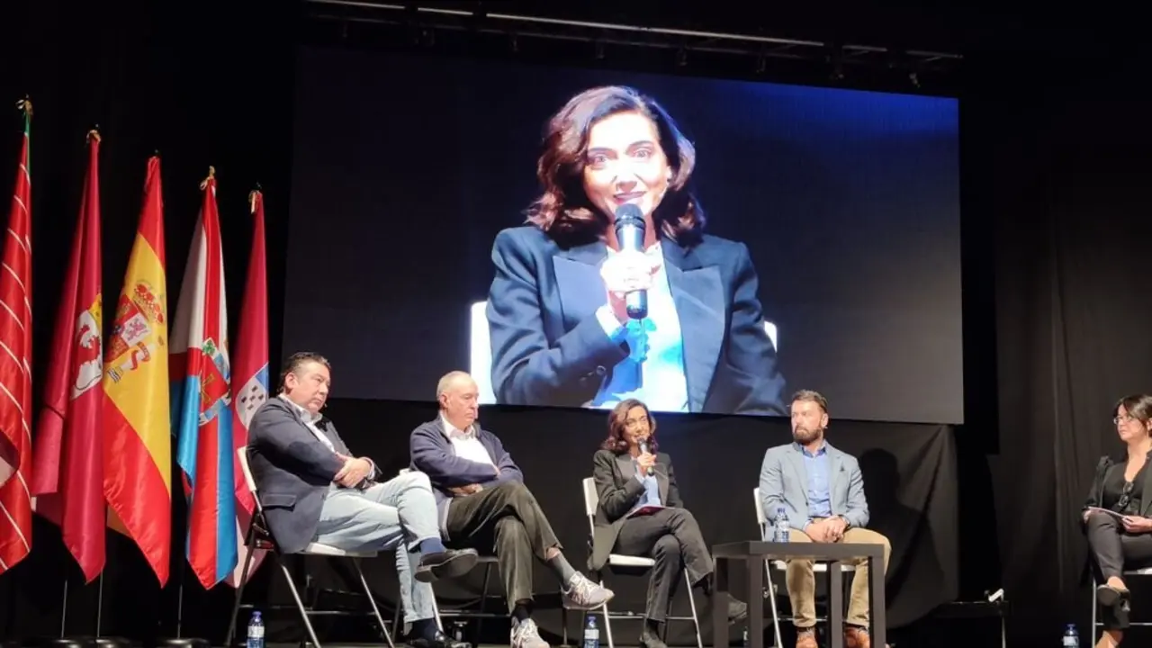 UPL celebra su Foro Abierto "Unidos, crecemos" en el Auditorio de Azadinos.