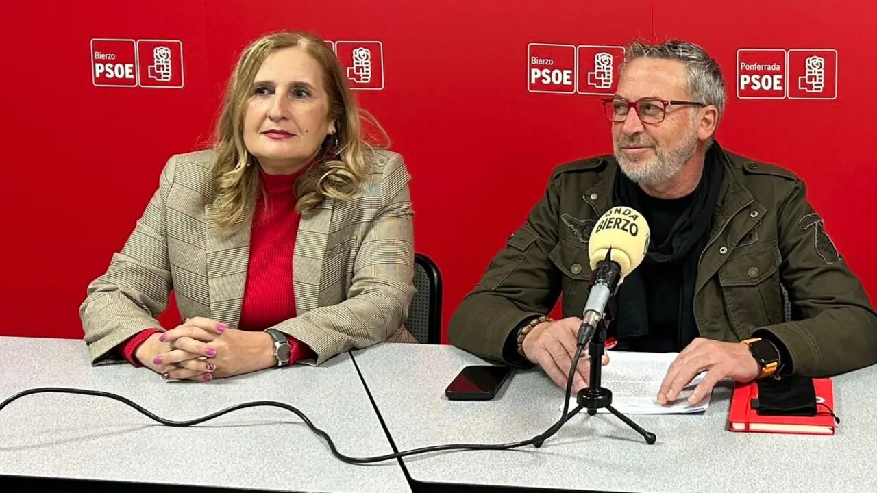 El pedáneo de Fuentesnuevas, José Antonio Cartón, anuncia que la Junta Vecinal llevará a los tribunales la gestión de la anterior Junta Vecinal debido a la existencia de presuntas irregularidades en la compraventa de fincas para ampliar el cementerio.