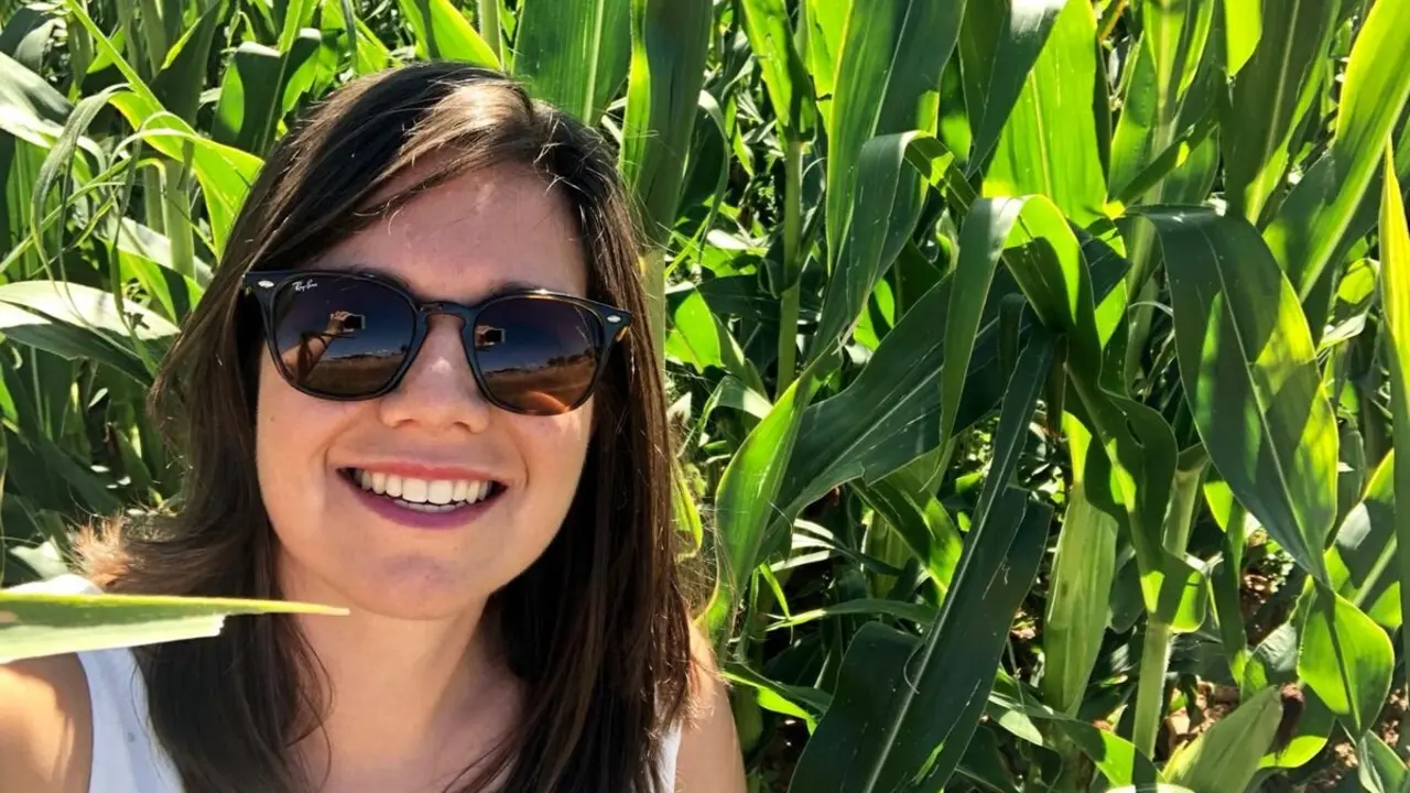Romina es doctorada en biología y profesora, una profesional en constante formación.
