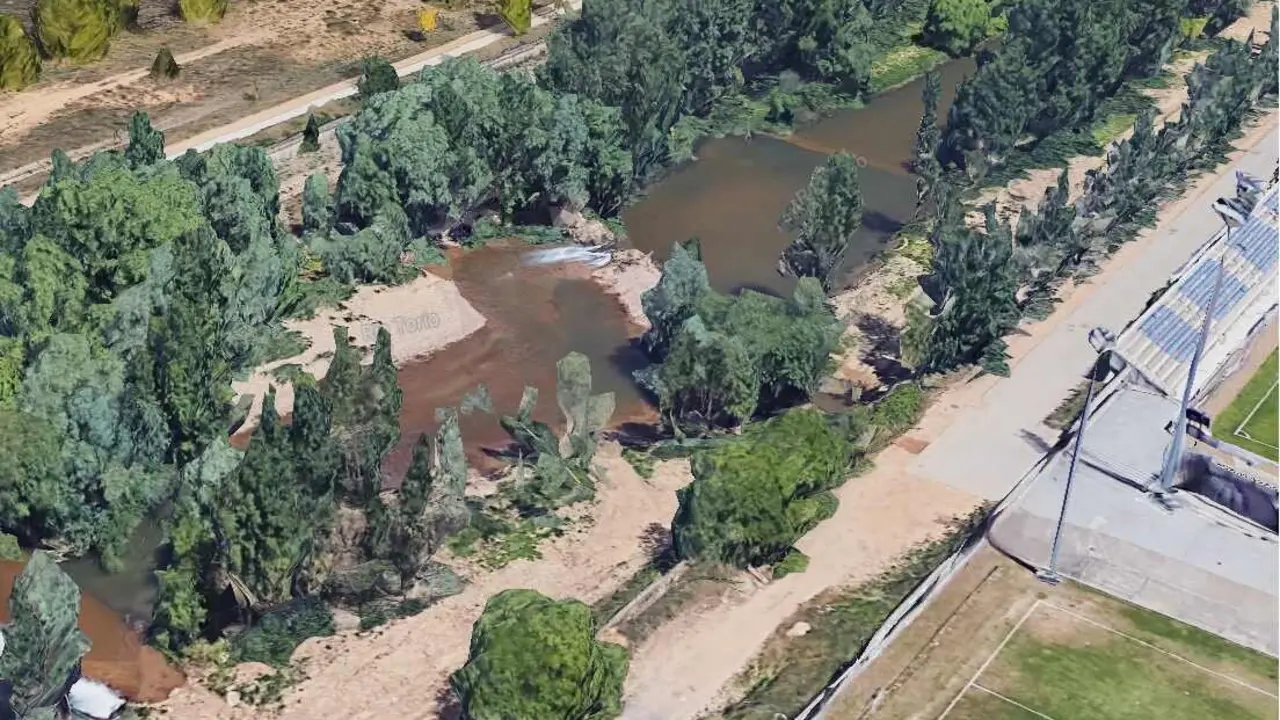 Imagen de la zona del río, obtenida de Google Maps, en la que se realizó el rescate.