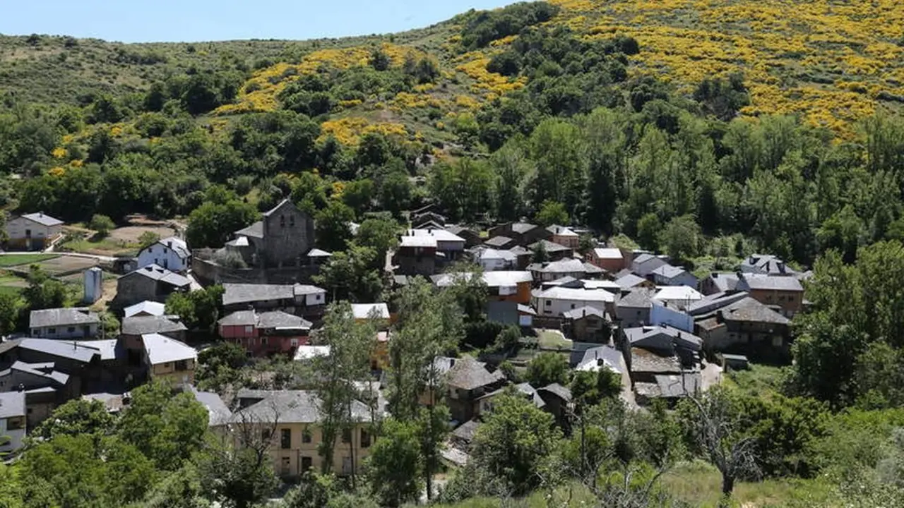 Panorámica de Villanueva de Valdueza.