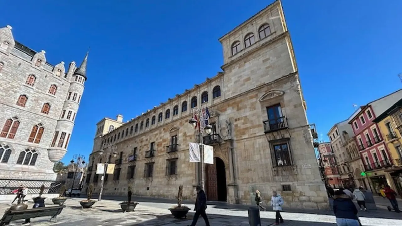 Palacio de los Guzmanes, sede de la Diputación de León.