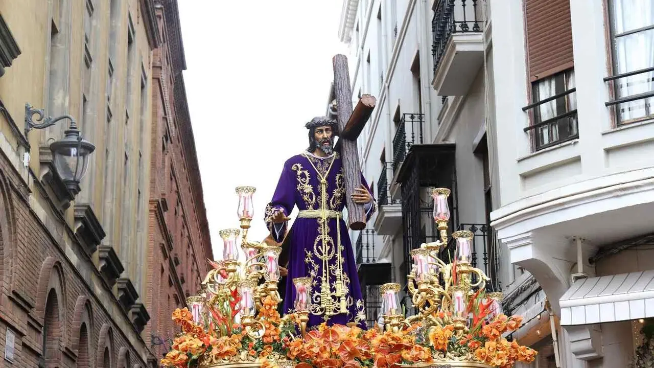 Imagen del Nazareno durante los actos procesionales en León capital. Foto: Isaac Llamazares