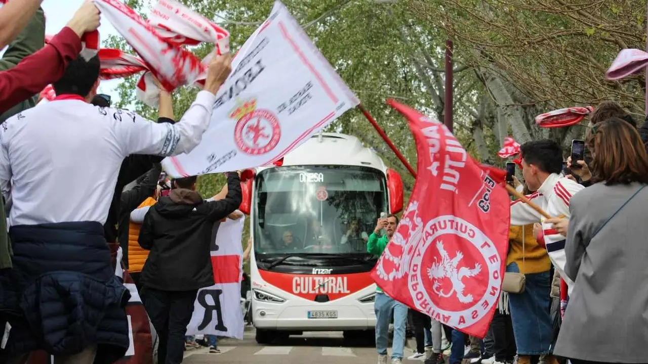 El ambiente que puede rodear el derbi con la Ponferradina ha obligado a que el mismo sea declarado de alto riesgo. Foto: CyDLeonesa