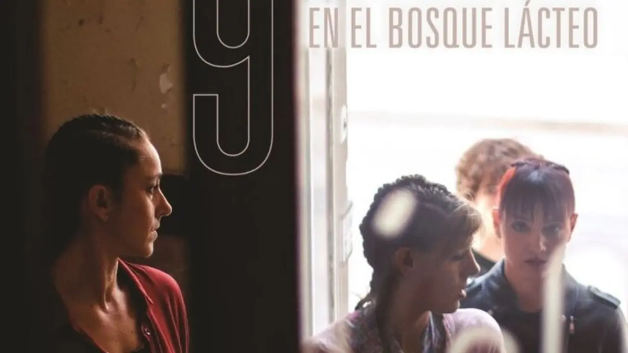 Cartel de '9 mujeres en el bosque lácteo'.