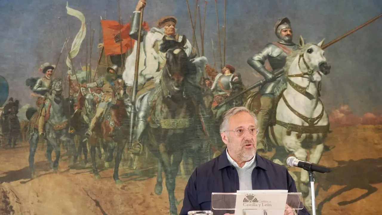 Carlos Pollán inaugura la Jornada de Puertas Abiertas de las Cortes de Castilla y León.