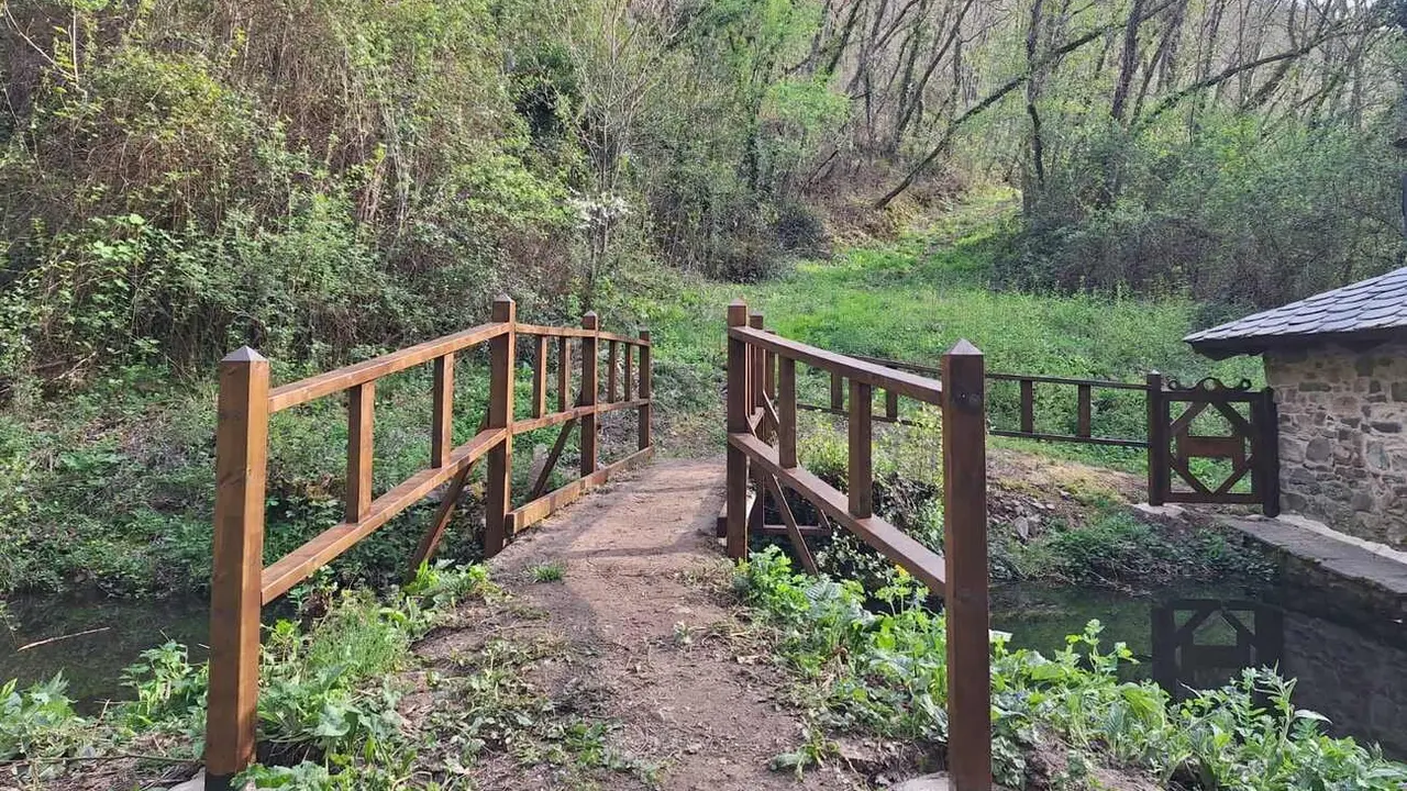 Imagen de las nuevas intervenciones realizadas en el exterior del molino.