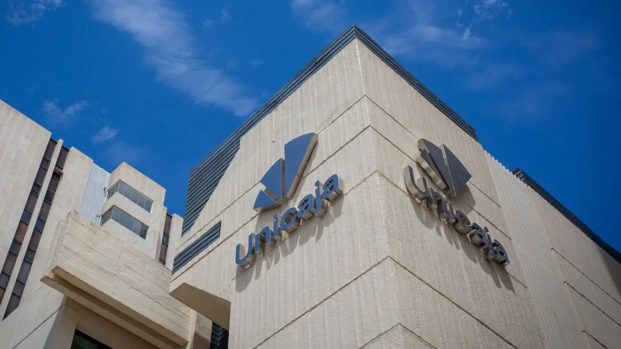 Unicaja y Zenon firman una alianza estratégica para ofrecer soluciones de financiación a empresas a través de deuda privada.