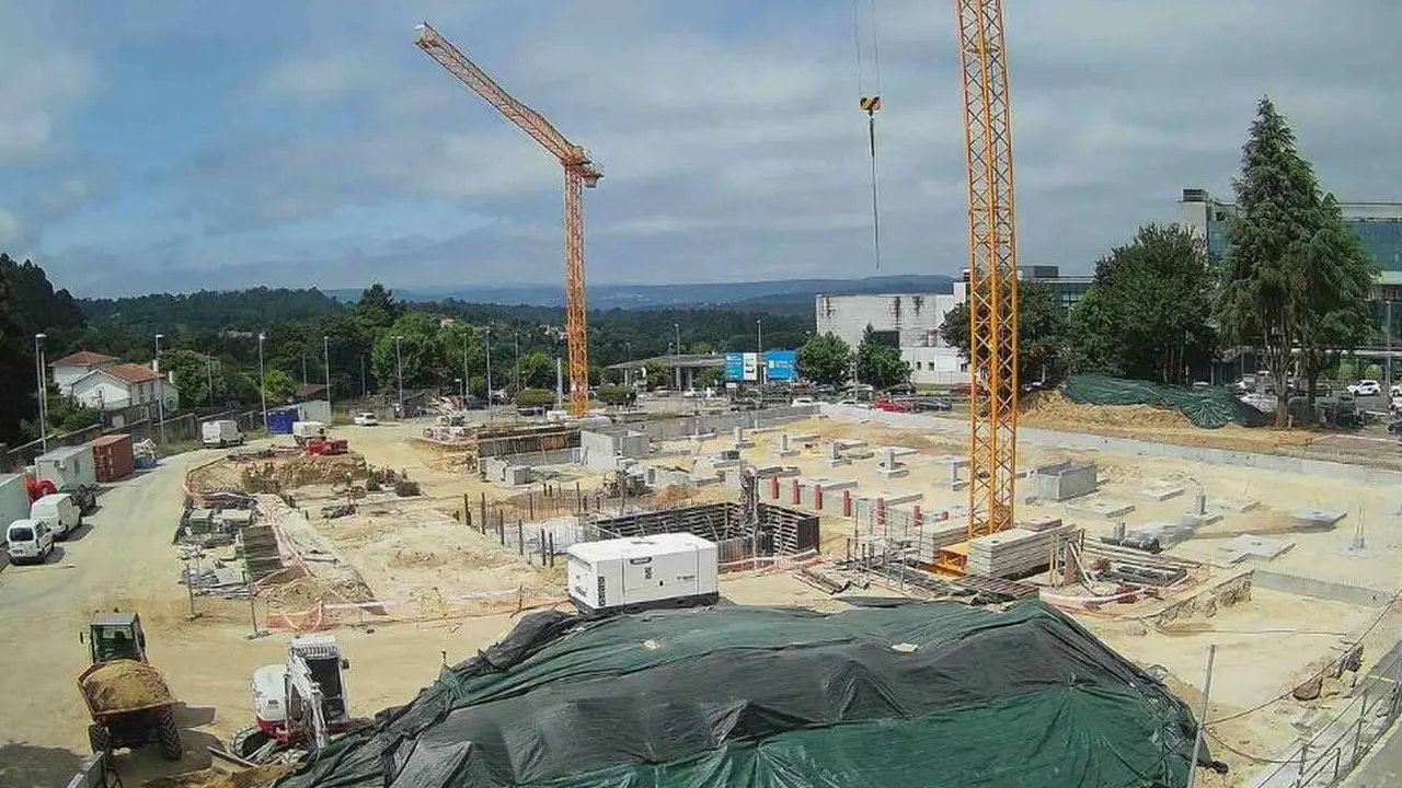 Imagen del avance inicial de las obras en el centro de protones que se desarrolla en Galicia.