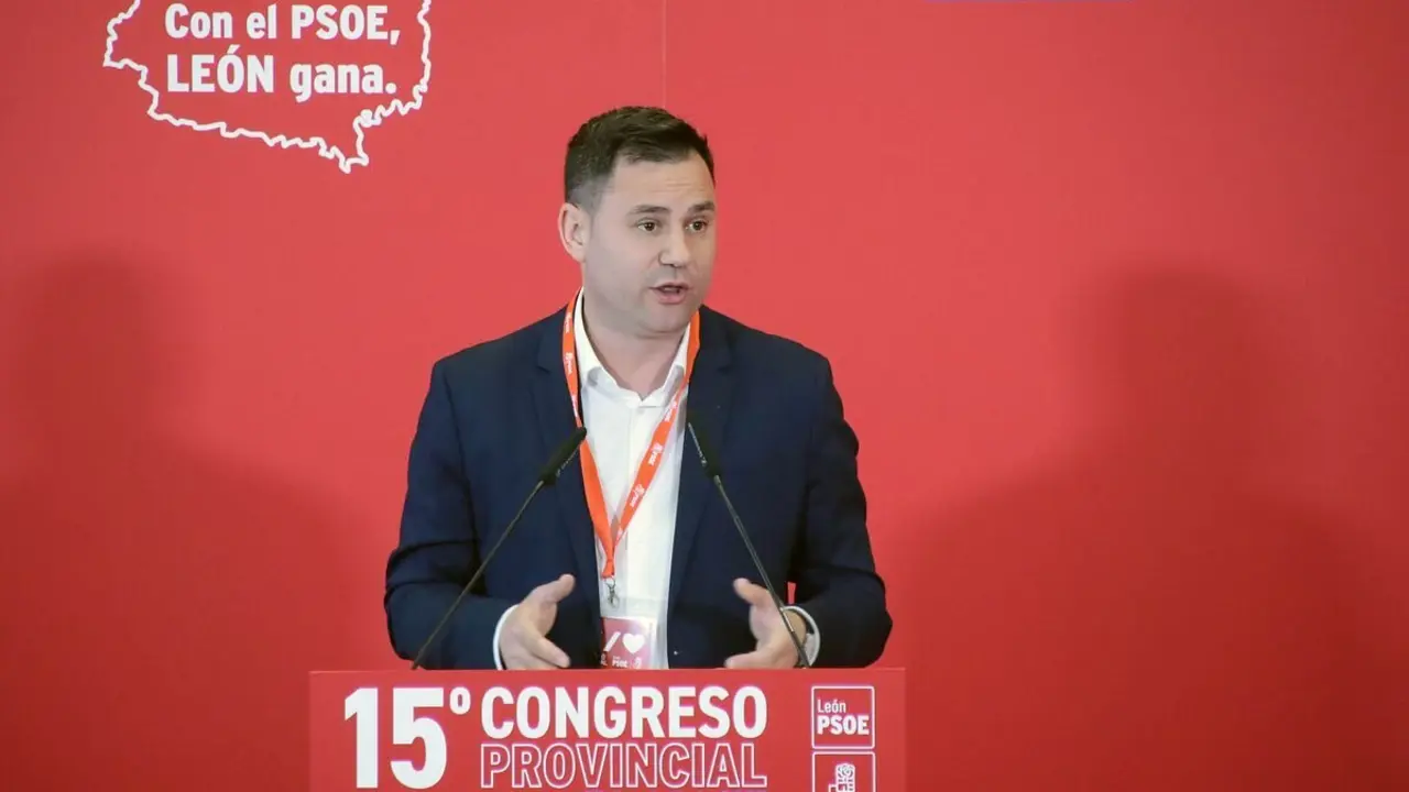 Celebración del XV Congreso Provincial del PSOE de León, con las intervenciones de Juan Francisco Serrano, diputado y secretario adjunto de organización del PSOE; la vicesecretaria del PSCyL, Nuria Rubio; el secretario general del PSOE de León, Javier Alfonso Cendón, el delegado del Gobierno, Nicanor Sen, el subdelegado del Gobierno, Héctor Alaiz y el presidente de la Diputación, Gerardo Álvarez Courel. Fotos: Peio García.