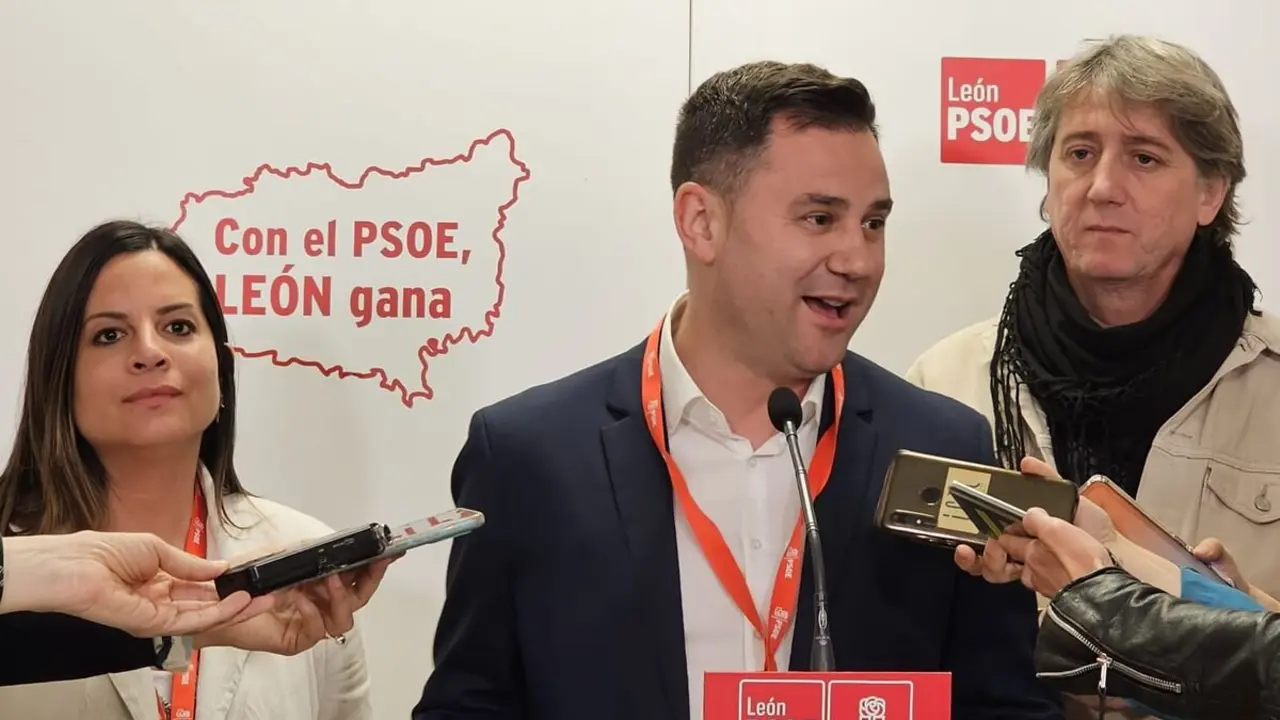 Carlos Martínez en el 15º Congreso del PSOE de León.3